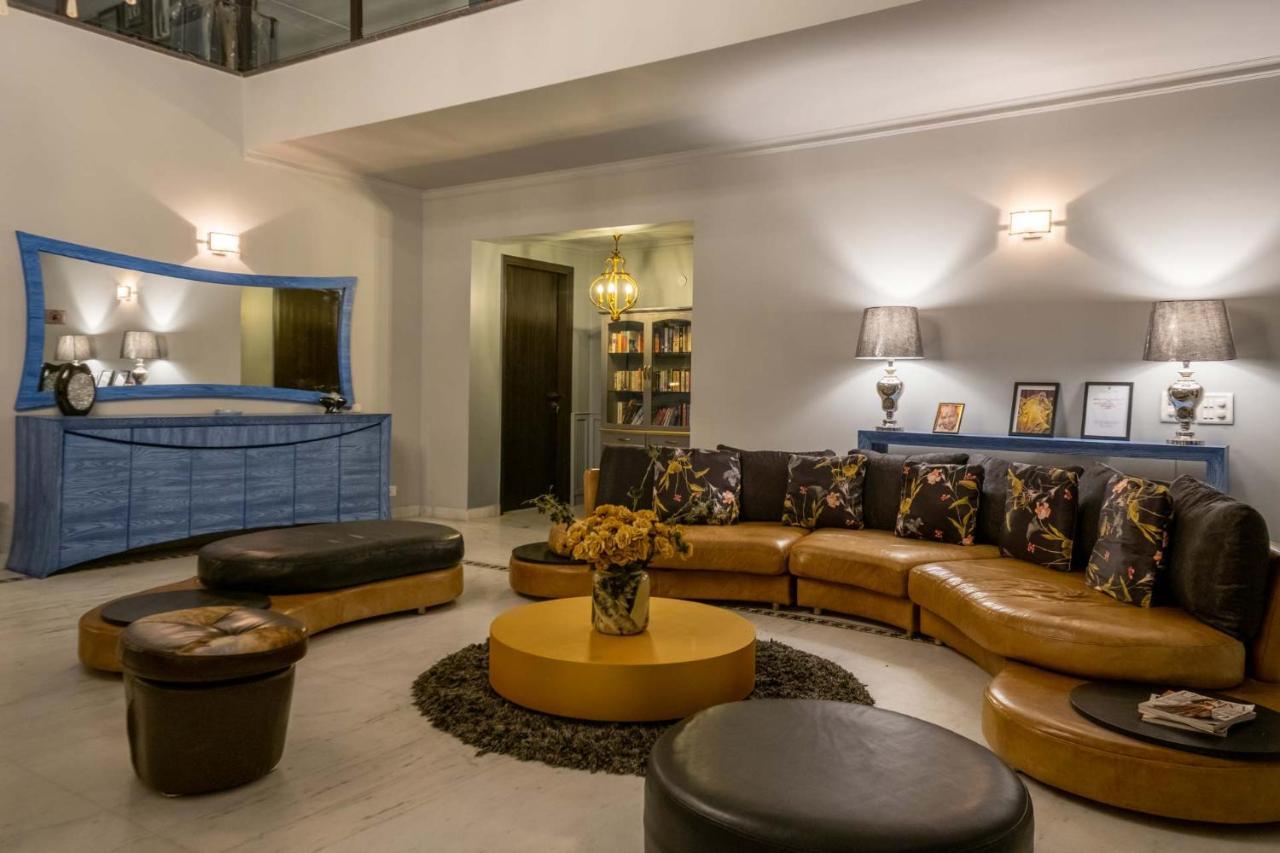 Stayvista At The Banyan Abode With Pool Table, Pet Friendly & Outdoor Pool Manesar Eksteriør billede
