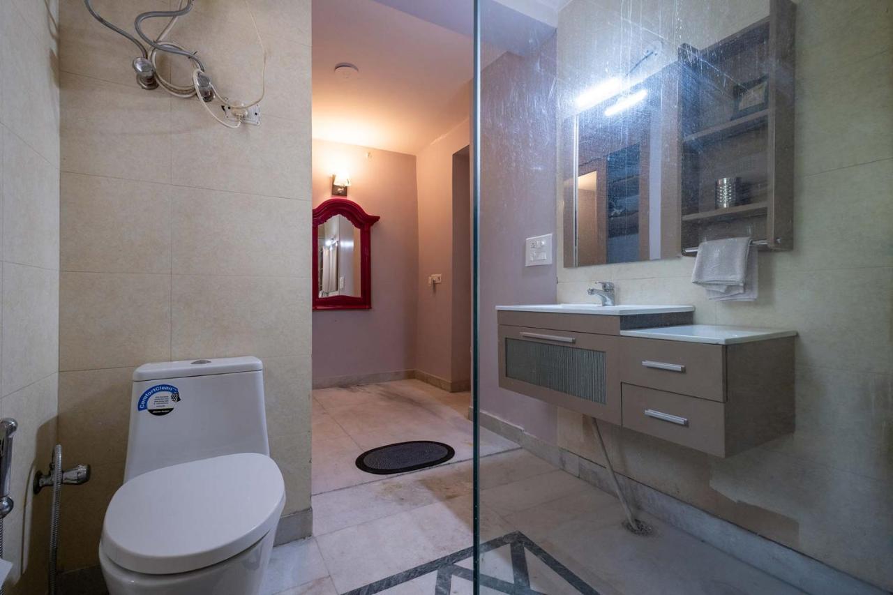 Stayvista At The Banyan Abode With Pool Table, Pet Friendly & Outdoor Pool Manesar Eksteriør billede
